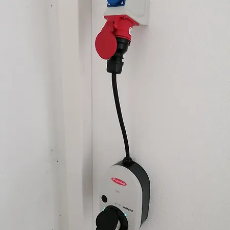 Casa de Férias Einfamilienhaus Am Land Ortsteil Mellach Naehe Graz *